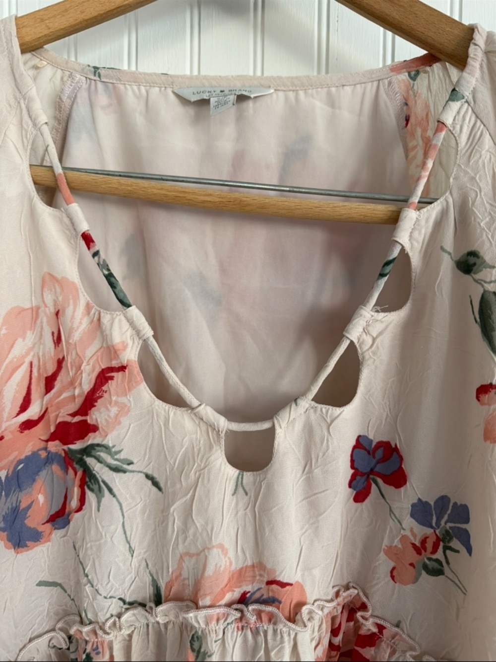 Lucky Brand Blush Pink Soft Floral Top Size S - Picture 2 of 6